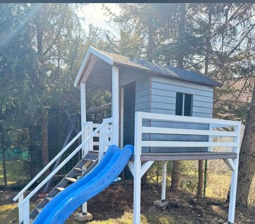 Biały Domek Becejły (Bialy Domek Becejly) in Szypliszki Biały Domek Becejły (Bialy Domek Becejly) in Szypliszki