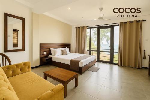 Cocos Polhena in Matara Cocos Polhena in Matara