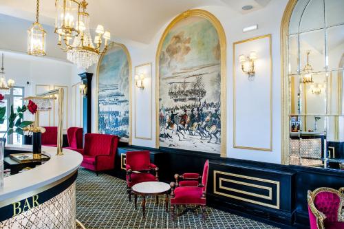 Bar/lounge, Grand Hotel Gallia & Londres in Lourdes Bar/lounge, Grand Hotel Gallia & Londres in Lourdes