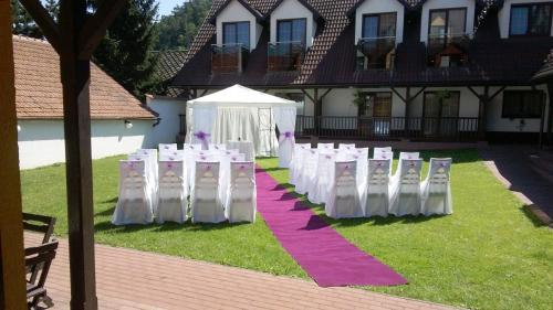 餐廳, 烏赦力科酒店 (Hotel u Crliku) in 泰捷奇察 餐廳, 烏赦力科酒店 (Hotel u Crliku) in 泰捷奇察