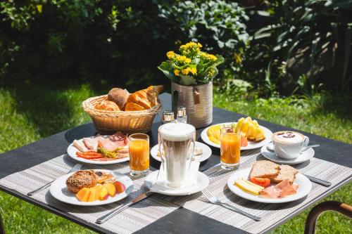 Charme Hotel Barbate in Tegna Charme Hotel Barbate in Tegna