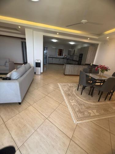 Seaview 3bedroom apartment in Mombasa Seaview 3bedroom apartment in Mombasa