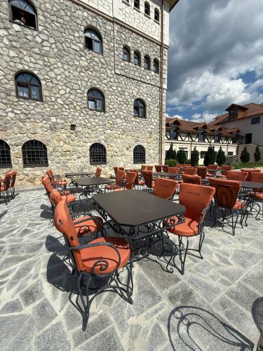 Divan in Plav Divan in Plav