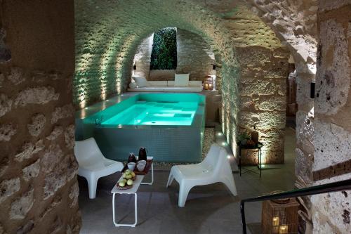 Fitness center, Hotel De France in Angerville Fitness center, Hotel De France in Angerville