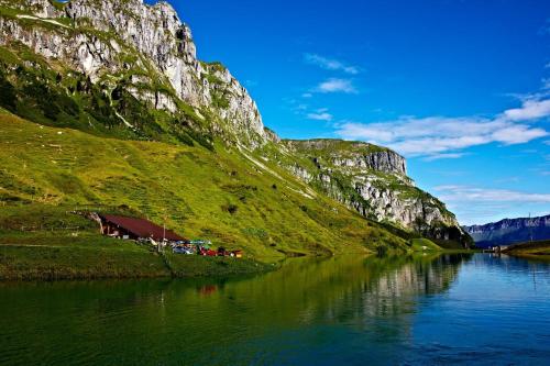 A szálláshely kívülről, kleines Doppelzimmer mit Dusche WC in Muotathal A szálláshely kívülről, kleines Doppelzimmer mit Dusche WC in Muotathal