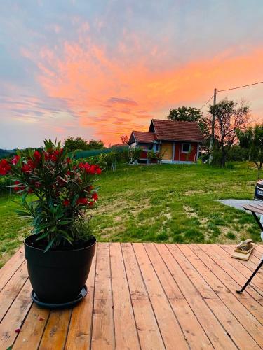 ทัศนียภาพ, Relaxing Tiny House with a beautiful view over the hills in Zagorje in สเวติ คริซ ซาเชรตเย ทัศนียภาพ, Relaxing Tiny House with a beautiful view over the hills in Zagorje in สเวติ คริซ ซาเชรตเย