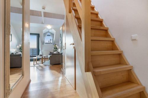 Inselblume 18 - Ferienwohnung mit Meerblick & Galerie in der Strandburg in Fehmarn Inselblume 18 - Ferienwohnung mit Meerblick & Galerie in der Strandburg in Fehmarn
