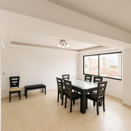 Cozy 2BR Apartment Near Sambil Valencia in Naguanagua Cozy 2BR Apartment Near Sambil Valencia in Naguanagua
