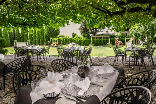 Kert, Gartenhotel Maria Theresia in Hall in Tirol Kert, Gartenhotel Maria Theresia in Hall in Tirol