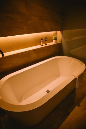 ザ・マキシミリアンホテル (The Maximilian Hotel) in カウアヤン ザ・マキシミリアンホテル (The Maximilian Hotel) in カウアヤン