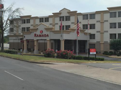 Bejárat, Ramada by Wyndham Birmingham Airport near Birmingham-Shuttlesworth nemzetközi repülőtér Bejárat, Ramada by Wyndham Birmingham Airport near Birmingham-Shuttlesworth nemzetközi repülőtér