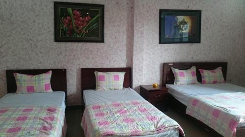 Hai Duong Guesthouse in โฮ บินห์ Hai Duong Guesthouse in โฮ บินห์