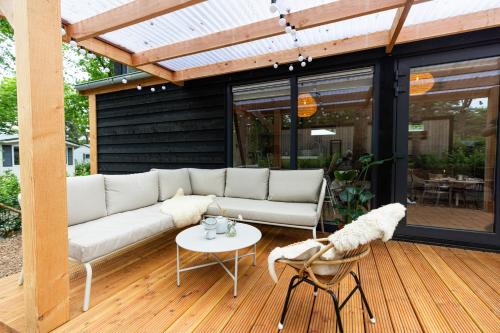 Thuisje van Hout, tiny house in Drentse natuur in Zuidwolde Thuisje van Hout, tiny house in Drentse natuur in Zuidwolde