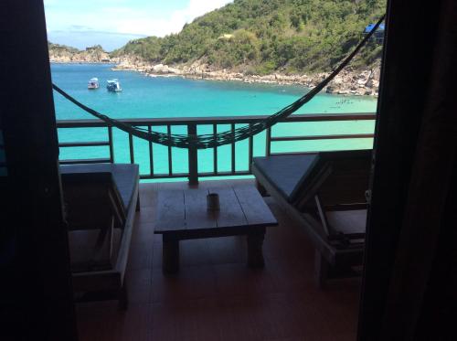 Balcony/terrace, Aow Leuk Grand Hill in Ao Leuk Bay Balcony/terrace, Aow Leuk Grand Hill in Ao Leuk Bay