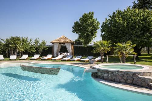 This photo about Relais Ca' Maddalena shared on HyHotel.com