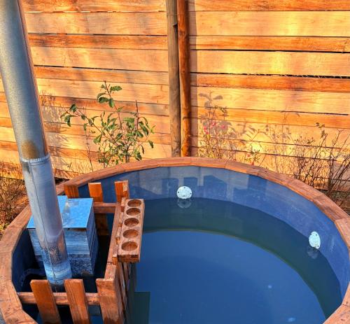 Piscina privada - Refugio silvestre - tinaja de bienvenida in Vilches Piscina privada - Refugio silvestre - tinaja de bienvenida in Vilches