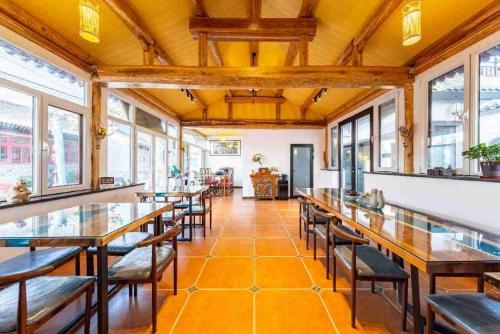 Restaurant, Beijing Great Wall Shiguang Homestay in Great Wall & Ming Tombs Restaurant, Beijing Great Wall Shiguang Homestay in Great Wall & Ming Tombs