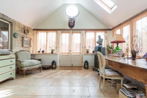 Elegant Cotswold Retreat in Lechlade Elegant Cotswold Retreat in Lechlade