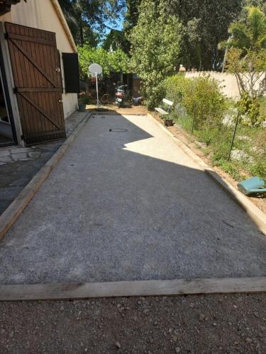 family home between land and sea with pool in Пероль family home between land and sea with pool in Пероль