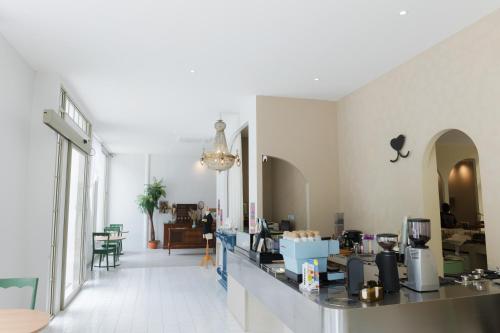 Bali hotel in พิจิตร Bali hotel in พิจิตร