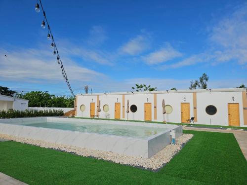 ชุ่มฉ่ำ พูลวิลล่า พิจิตร in พิจิตร ชุ่มฉ่ำ พูลวิลล่า พิจิตร in พิจิตร