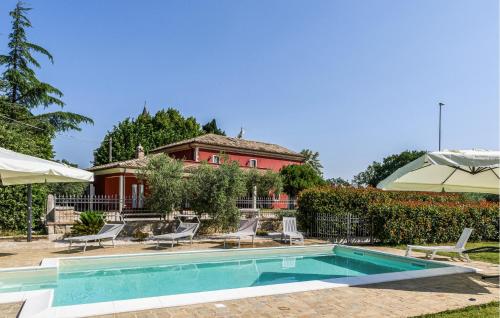 Gorgeous Home In Loc, Avenale, Cingoli