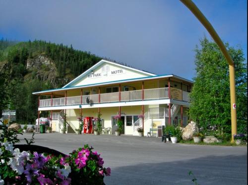 A szálláshely kívülről, Bonanza Gold Motel in Dawson City A szálláshely kívülről, Bonanza Gold Motel in Dawson City