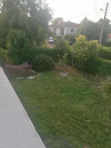 Quiet apartment with terrace, garden in أودوس Quiet apartment with terrace, garden in أودوس