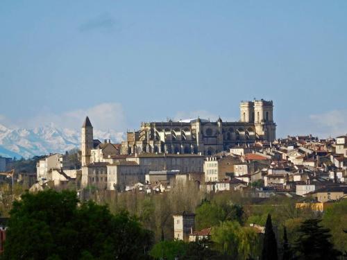 Mirelaure, Havre convivial au cœur de 32 hectares in Mirepoix Mirelaure, Havre convivial au cœur de 32 hectares in Mirepoix