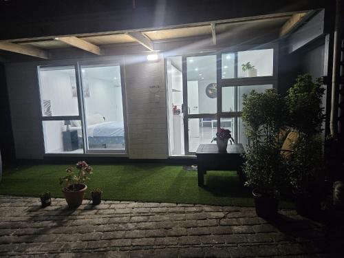 New and cute one bedroom flat near พิพิธภัณฑ์ผู้ตั้งถิ่นฐานเพโทนี New and cute one bedroom flat near พิพิธภัณฑ์ผู้ตั้งถิ่นฐานเพโทนี