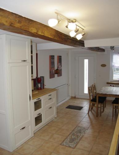 Kitchen, Ferienhaus zur Altlayer Post in Altlay Kitchen, Ferienhaus zur Altlayer Post in Altlay