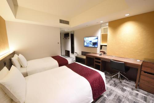 Twin Room - Smoking image 5