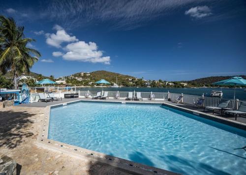 Point Pleasant Resort in Smith Bay Point Pleasant Resort in Smith Bay