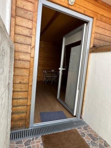 Casa da Praia in คอมปอตา Casa da Praia in คอมปอตา