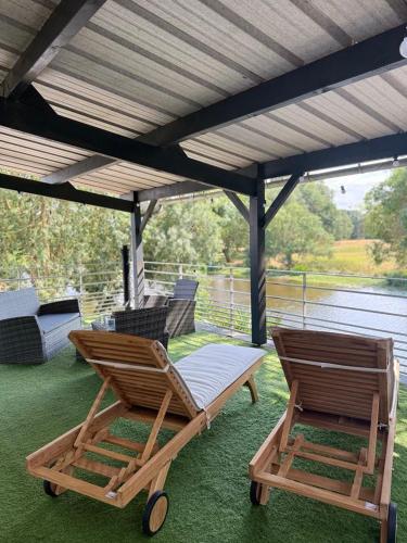 Erkély/terasz, La Terrasse in Argenton L'Eglise Erkély/terasz, La Terrasse in Argenton L'Eglise