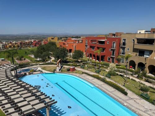 Bazén, Condominio de Lujo en San Miguel in La Lejona Bazén, Condominio de Lujo en San Miguel in La Lejona