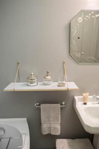 This photo about Marnie et Mister H shared on HyHotel.com