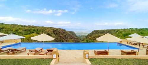 Swimming pool, Africa Safari Manyara Escarpment in Mto Wa Mbu Swimming pool, Africa Safari Manyara Escarpment in Mto Wa Mbu