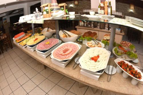 餐飲選擇, FLAT HShotelaria in 卡納維埃拉斯 餐飲選擇, FLAT HShotelaria in 卡納維埃拉斯