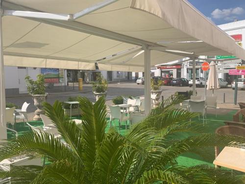 Erkély/terasz, Hotel Diana Centro Ciudad in Villafranca De Los Barros Erkély/terasz, Hotel Diana Centro Ciudad in Villafranca De Los Barros