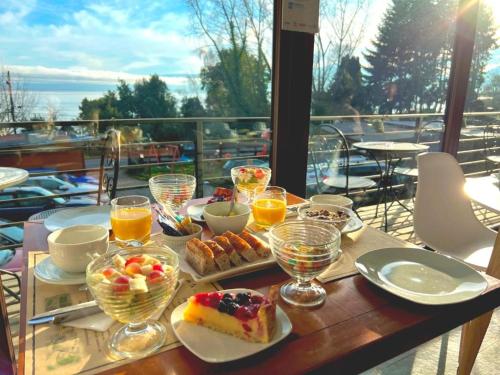Cibo e bevande, Hotel Lagoluz in Villarrica Cibo e bevande, Hotel Lagoluz in Villarrica