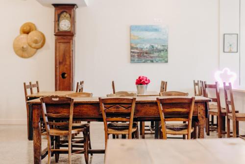 Εστιατόριο, Hostel Demain c'est loin in Χεντάγη Εστιατόριο, Hostel Demain c'est loin in Χεντάγη