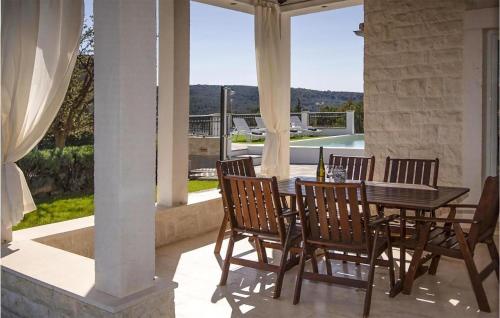 A szálláshely kívülről, Nice Home In Dubrava Kod Sibenika in Dubrava kod Sibenika A szálláshely kívülről, Nice Home In Dubrava Kod Sibenika in Dubrava kod Sibenika