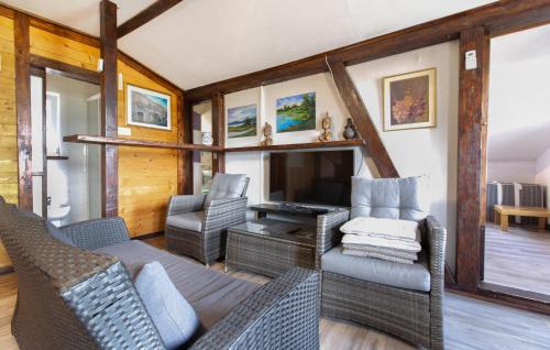 Cozy Apartment In Smarje With House Sea View in Pomjan Cozy Apartment In Smarje With House Sea View in Pomjan