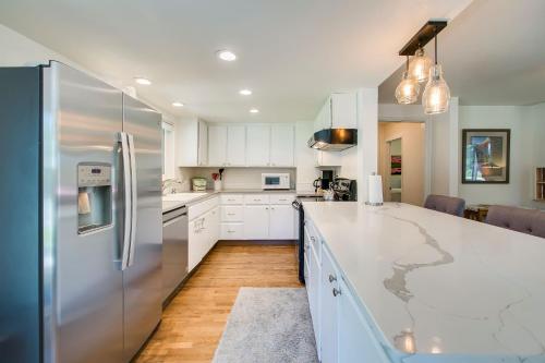 Konyha, Patty's Piece of Peace near Veterán Emlékpark Konyha, Patty's Piece of Peace near Veterán Emlékpark