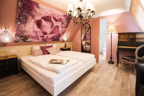 Hotel Roses in Quartier de l'Esplanade Hotel Roses in Quartier de l'Esplanade
