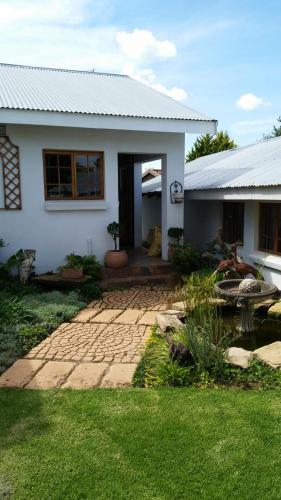 Kilátás, 33 On Loop, Flat 1 in Ladybrand Kilátás, 33 On Loop, Flat 1 in Ladybrand