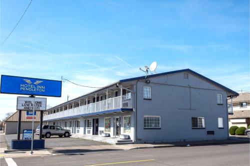 Bejárat, Capital O Hotel Inn Pendleton I-84 in Pendleton (Oregon) Bejárat, Capital O Hotel Inn Pendleton I-84 in Pendleton (Oregon)