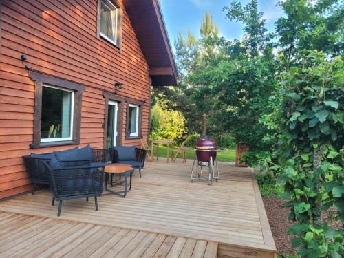 Kert, Männisalu cozy cabin with hot tube and many extras (Mannisalu cozy cabin with hot tube and many extras) in Kivi Kert, Männisalu cozy cabin with hot tube and many extras (Mannisalu cozy cabin with hot tube and many extras) in Kivi