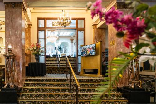 Lobby, Britannia Adelphi Hotel in Liverpool Lobby, Britannia Adelphi Hotel in Liverpool